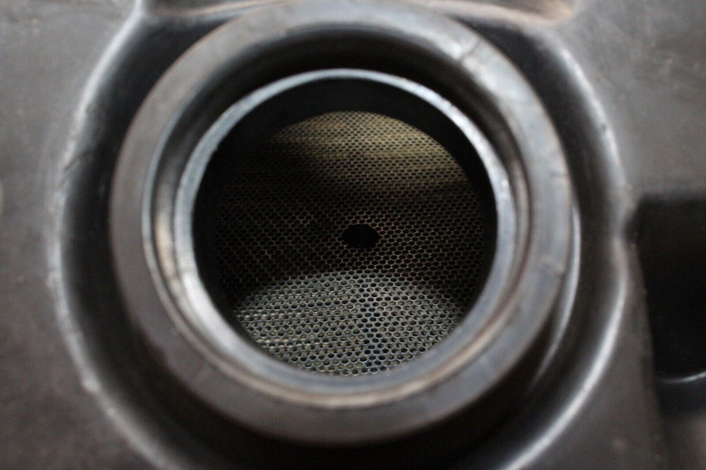 03-07 Suzuki Sv650S Oem Airbox Air Intake Filter Box