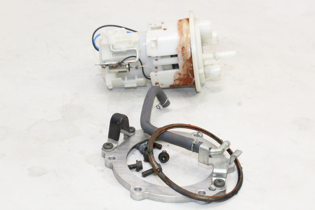 2006-07 Yamaha Yzf R6 Fuel Pump Gas Petrol Sender Unit 2C0-13907-01-00 Oem