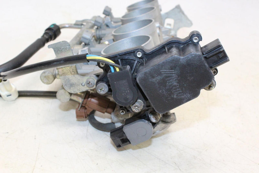 2006 Suzuki Gsxr600 Main Fuel Injectors / Throttle Bodies