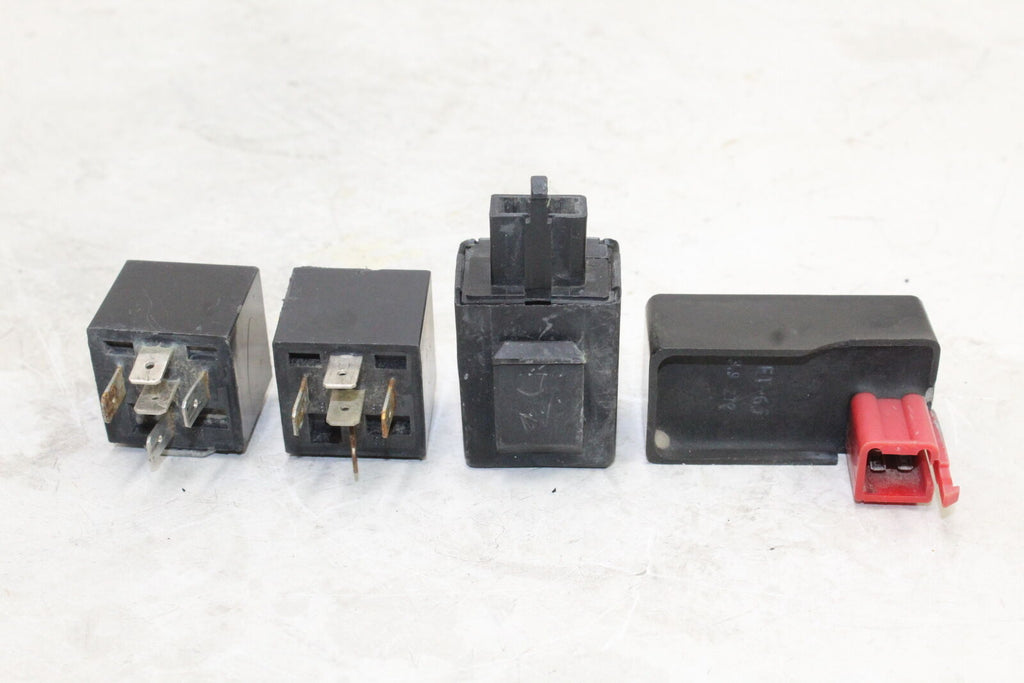 1984 Honda V65 Magna Vf1100C Turn Signal Blinker Relay Switches Pair Set Oem