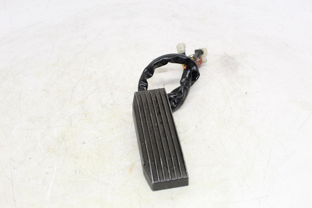 1994 Suzuki Intruder 800 Vs800Gl Rectifier Voltage Regulator