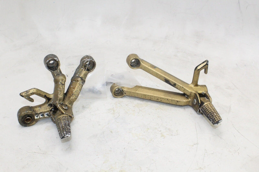 2004 Suzuki Gsxr600 Oem Rear Back Passenger Peg Set Pair