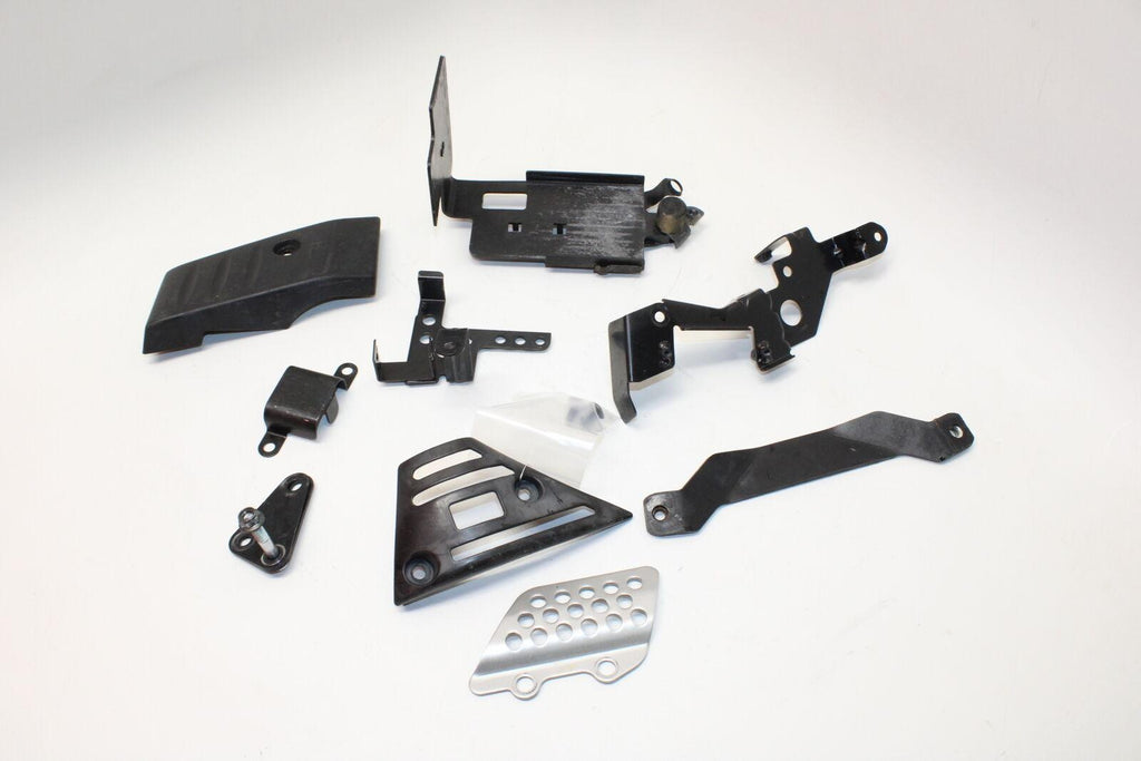 2009 Kawasaki Klr650 Cover & Brackets Set