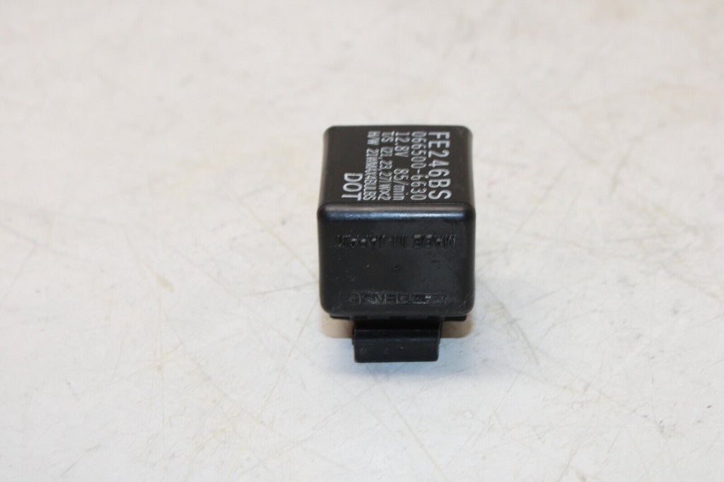 07-08 Yamaha Yzf R1 Oem Turn Signal Blinker Relay Flasher Switch