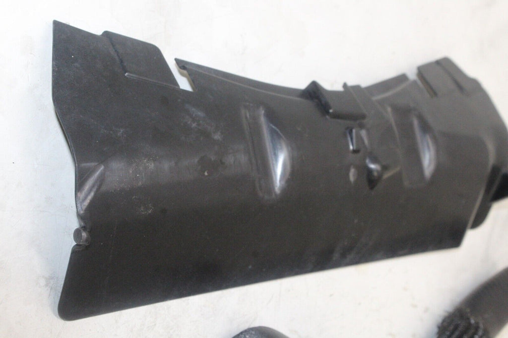 2004 Suzuki Gsxr600 Oem Hose W Misc Bracket Cowl Guard