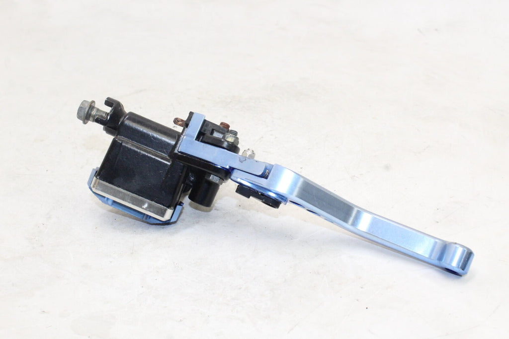 Cnc 7/8" 22Mm Front Blue Brake Master Cylinder W/ Lever