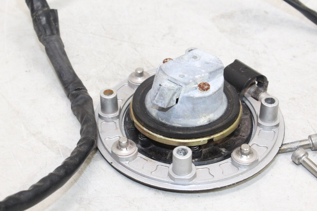 2009 Suzuki Gs500F Oem Ignition Lock W Key Set Gas Cap