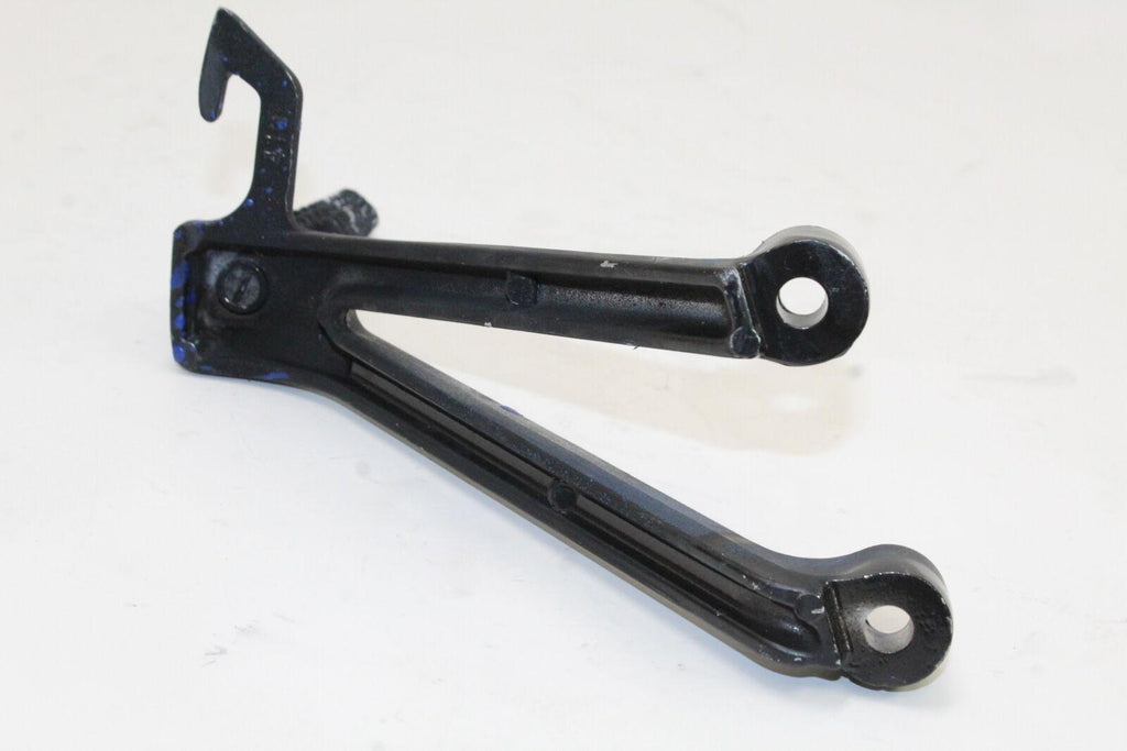 2005-06 Suzuki Gsxr1000 Left Rear Back Passenger Peg 43700-41G00 Oem
