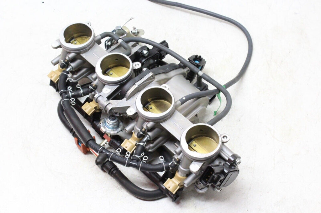 15-19 Yamaha Yzf R1 Oem Main Fuel Injectors / Throttle Bodies
