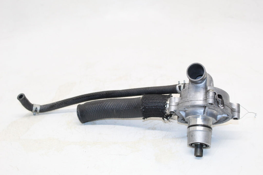 2003 01 02 03 Suzuki Gsxr750 Engine Water Pump