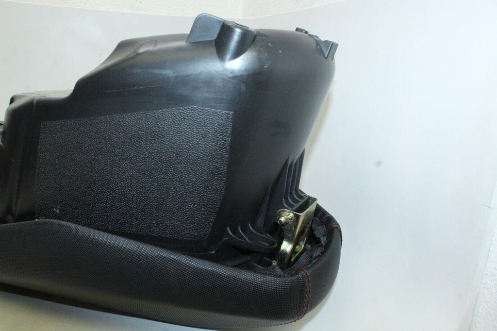 2023 Zinger 200Cc Seat Saddle W/ Glove Compartment Oem