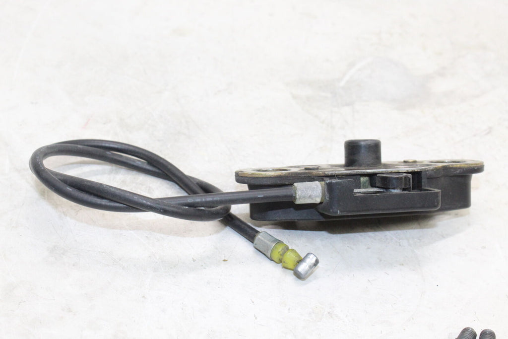2001-05 Suzuki Bandit 1200 Gsf1200 Rear Passenger Seat Latch Lock Assembly Oem
