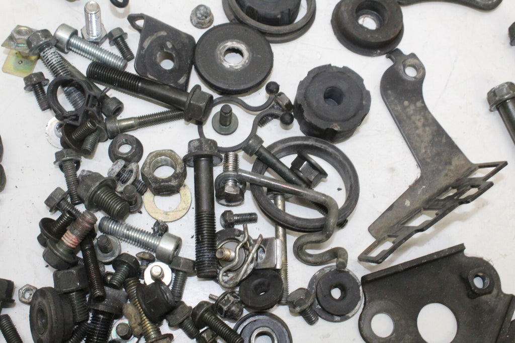 2006-16 Kawasaki Vulcan 900 Vn900B Classic Engine Misc. Bolts Hardware Screws Oe