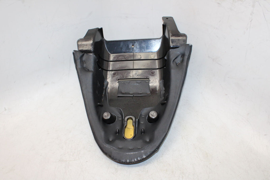 2008 Harley-Davidson V-Rod Vrscaw Rear Back Passenger Seat