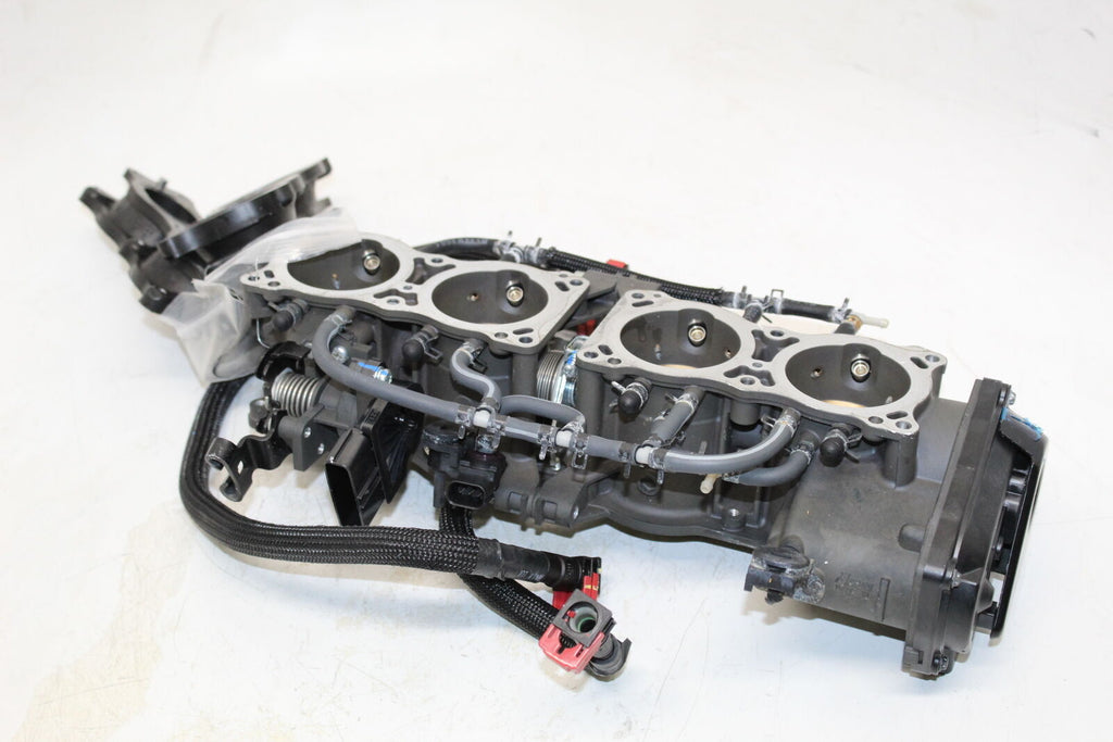 2016 Kawasaki Ninja H2 Main Fuel Injectors / Throttle Bodies