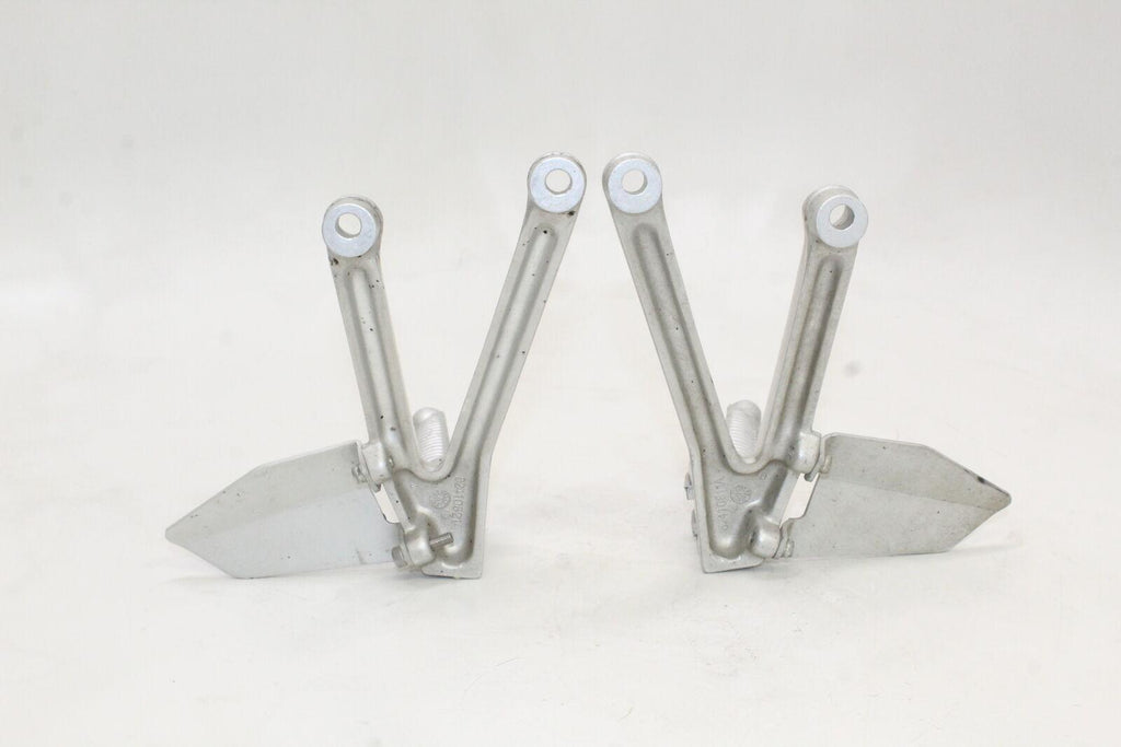 2003-04 Ducati 999 Monoposto Rear Back Passenger Peg Set Pair Oem