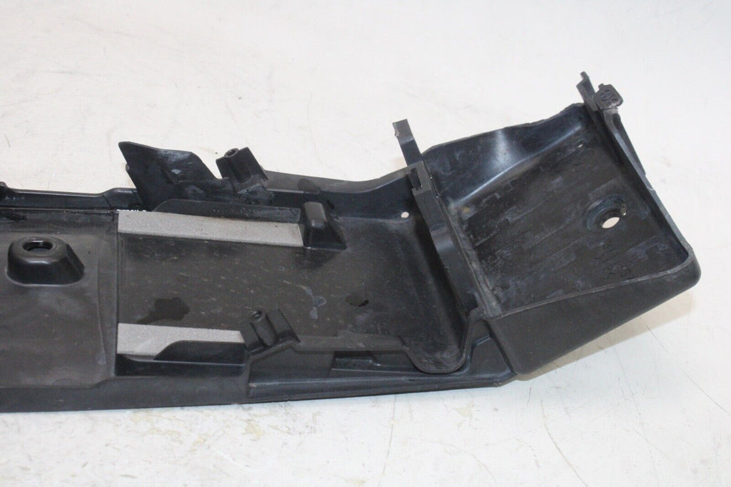 08-09 Suzuki Gsxr750 Oem Rear Back Tail Undertail Battery Tray Plastic