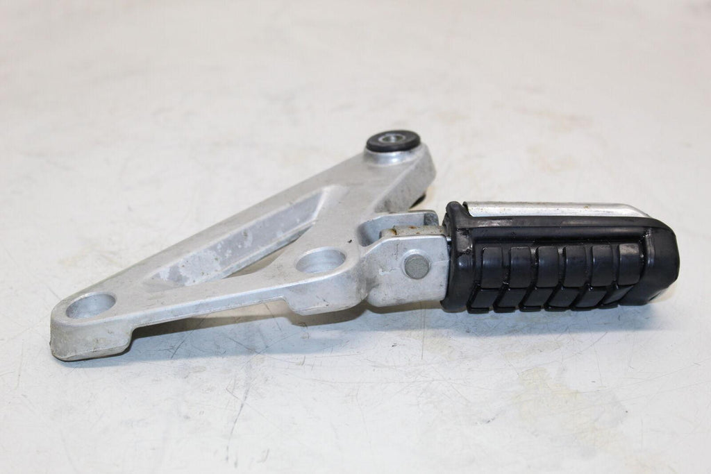 1982 Honda Vf750C Magna Vf750C Rear Passenger Foot Step Peg