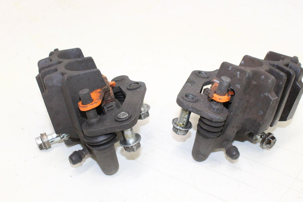 2013 09-15 Suzuki Sfv650 Right Left Front Brake Caliper Set Pair Calipers Oem