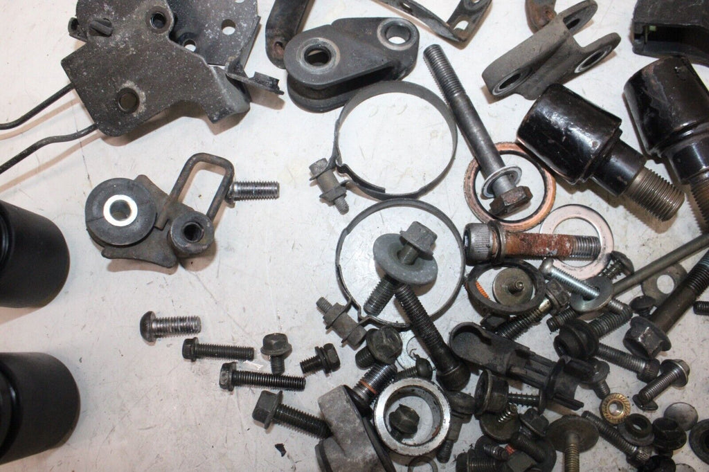 2006 Yamaha Fz6 Oem Engine Mounting Bolts Hardware Motor Screws