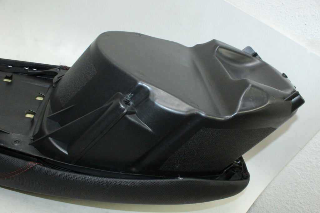 2023 Zinger 200Cc Seat Saddle W/ Glove Compartment Oem