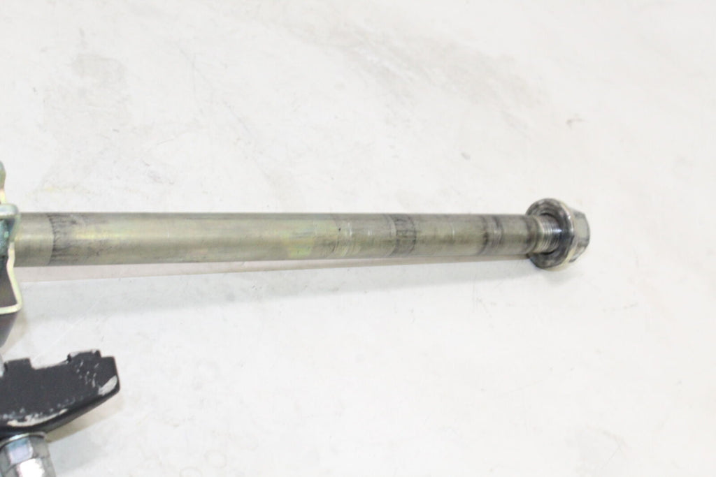 2015-18 Yamaha Yzf R3 Rear Axle Back Wheel Rim Pivot Bolt Axel 1Wd-25381-00-00