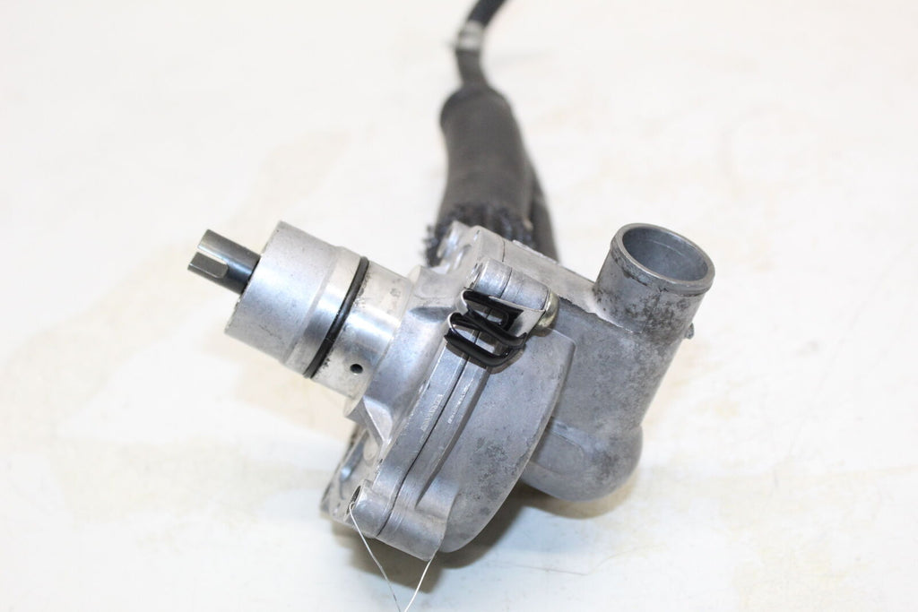 2003 01 02 03 Suzuki Gsxr750 Engine Water Pump