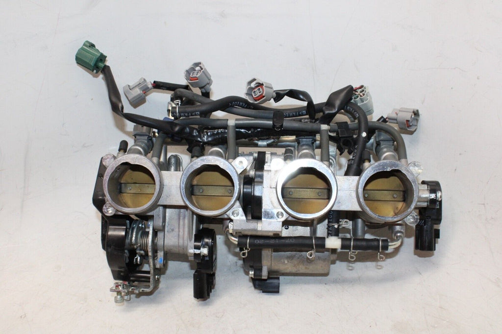 2008 Yamaha Yzf R1 Oem Main Fuel Injectors / Throttle Bodies