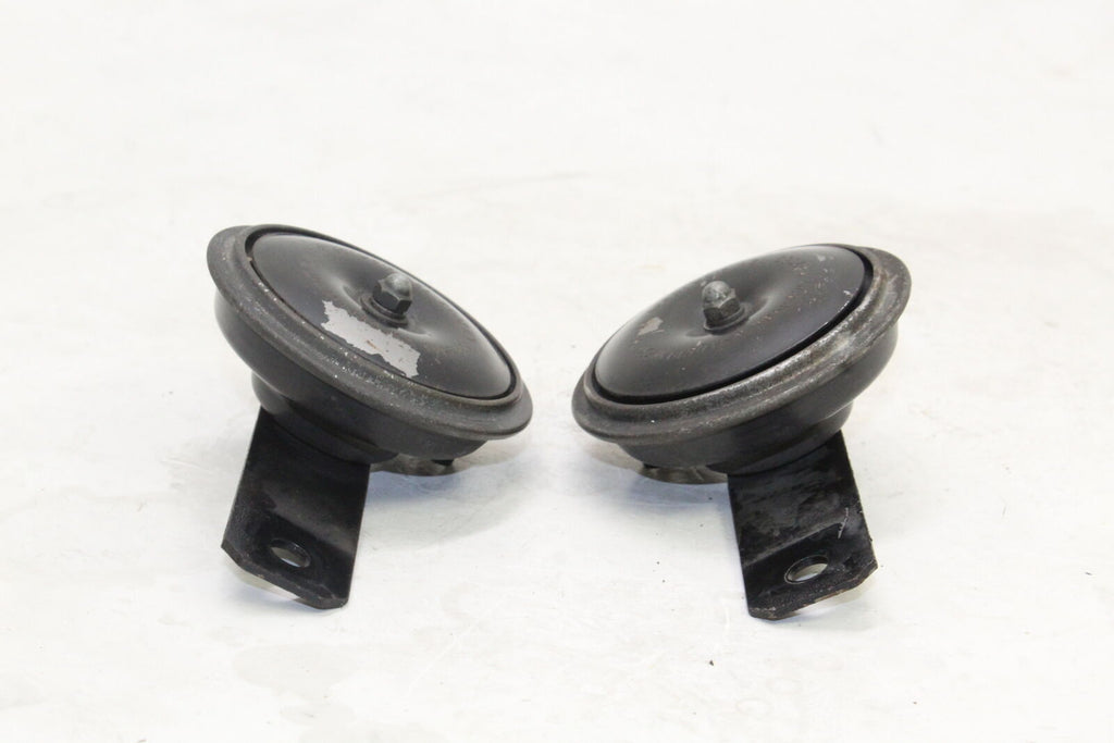 1984 Kawasaki Gpz750 Zx750A Horn Signal Pair Set Horns Oem