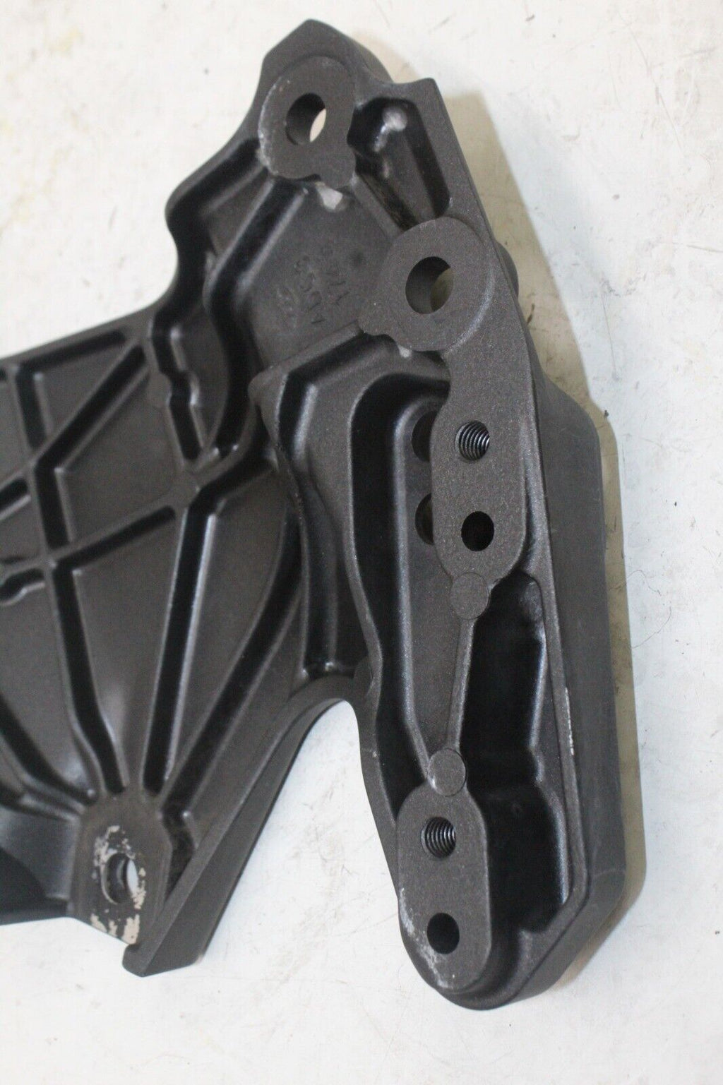 2013 Kawasaki Concours 14 Zg1400-C Oem Engine Sprocket Cover