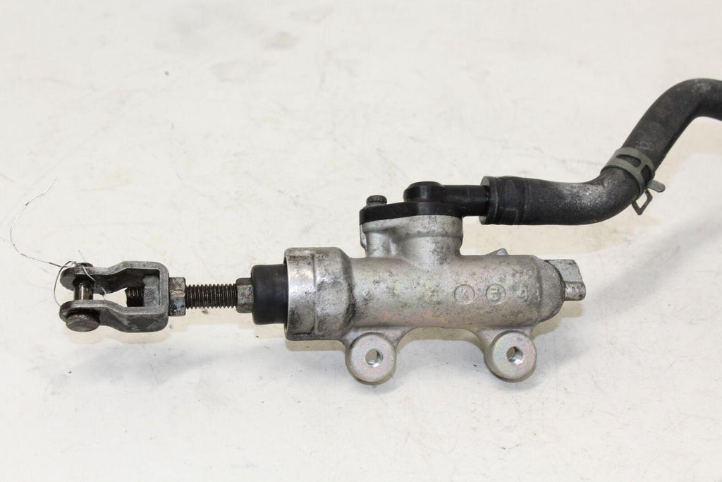 1997 Suzuki Gsxr750 Rear Back Brake Master Cylinder W Reservoir