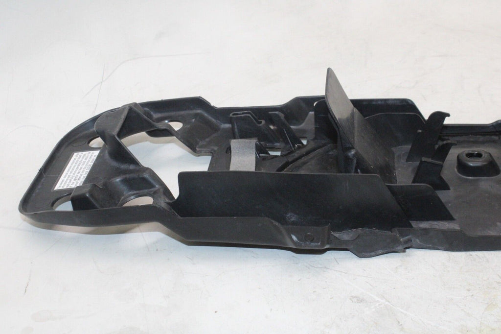 08-09 Suzuki Gsxr750 Oem Rear Back Tail Undertail Battery Tray Plastic