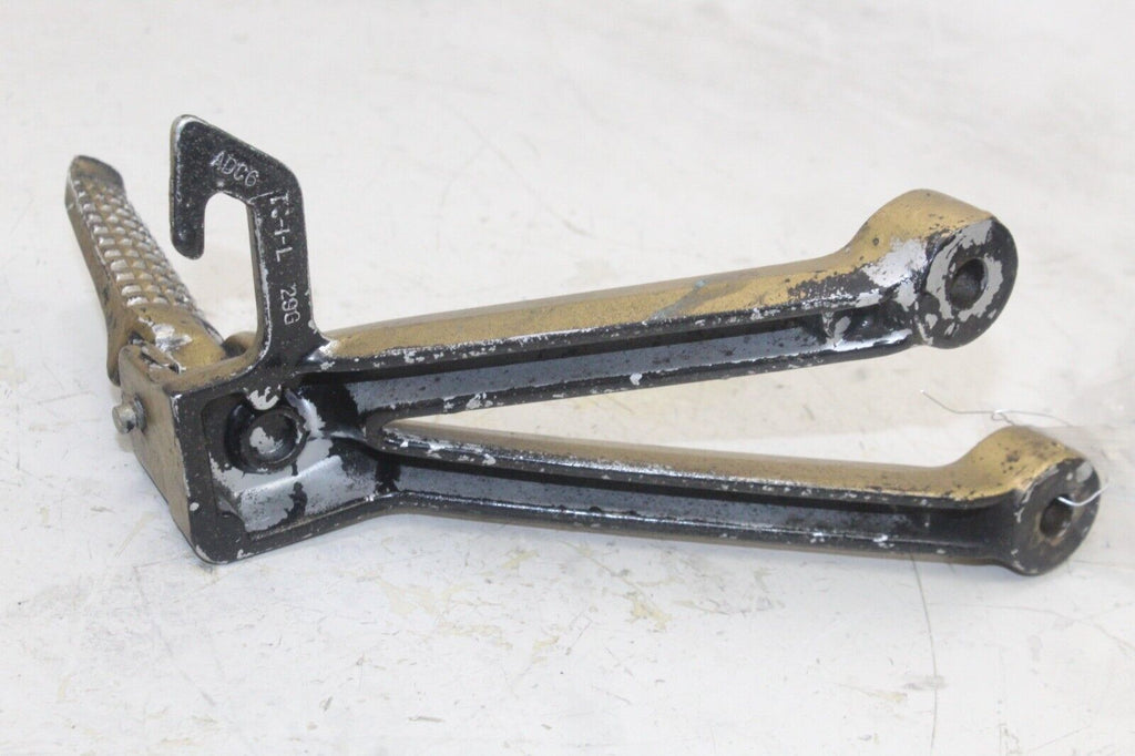 2004 Suzuki Gsxr600 Oem Rear Back Passenger Peg Set Pair