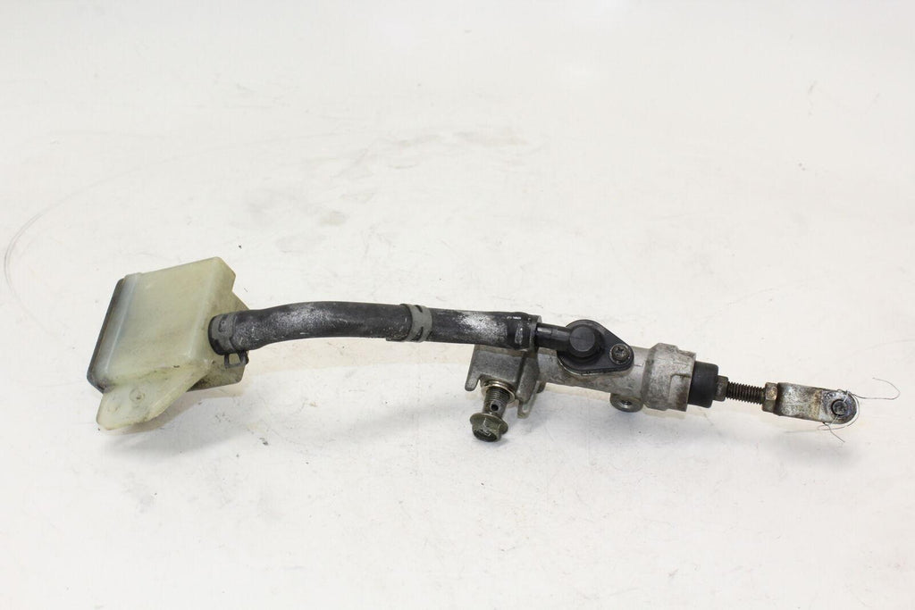 1997 Suzuki Gsxr750 Rear Back Brake Master Cylinder W Reservoir