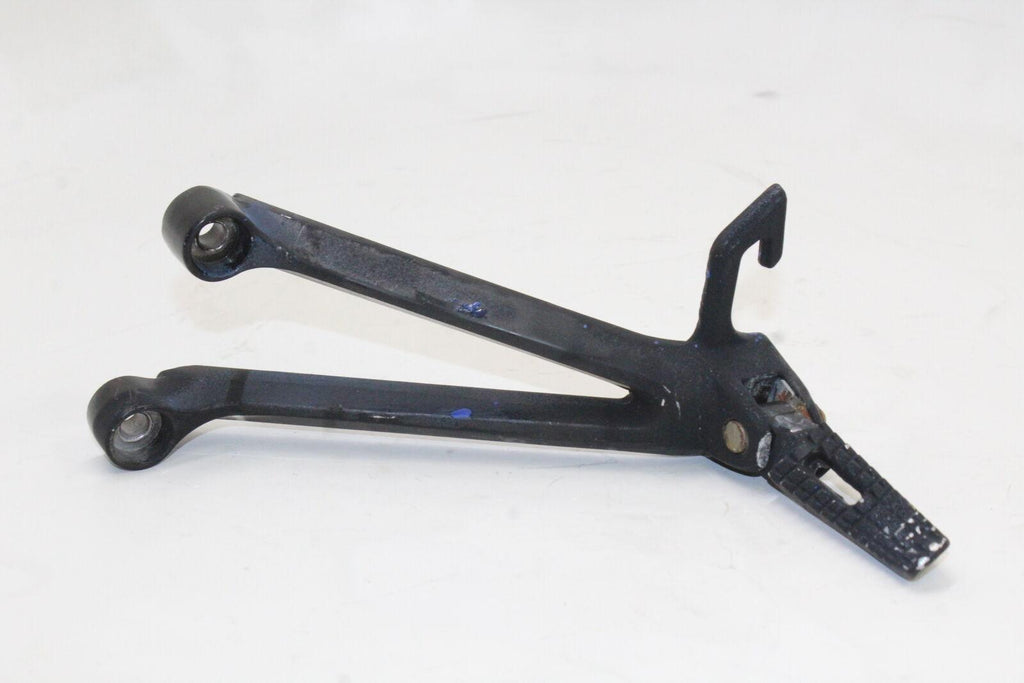 2005-06 Suzuki Gsxr1000 Left Rear Back Passenger Peg 43700-41G00 Oem
