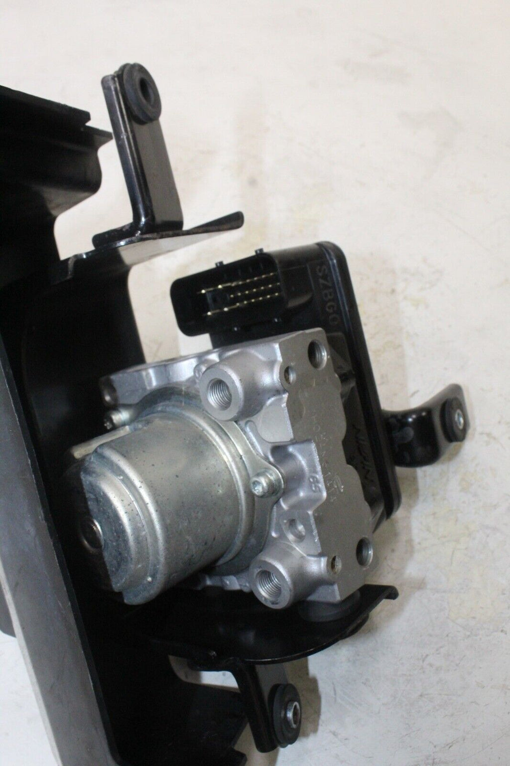 2016 Suzuki Bandit 1250S Gsx1250Sa Oem Abs Pump Unit Module