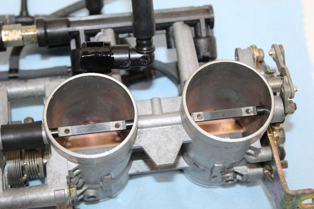 2003 Suzuki Gsxr1000 Main Fuel Injectors Throttle Bodies