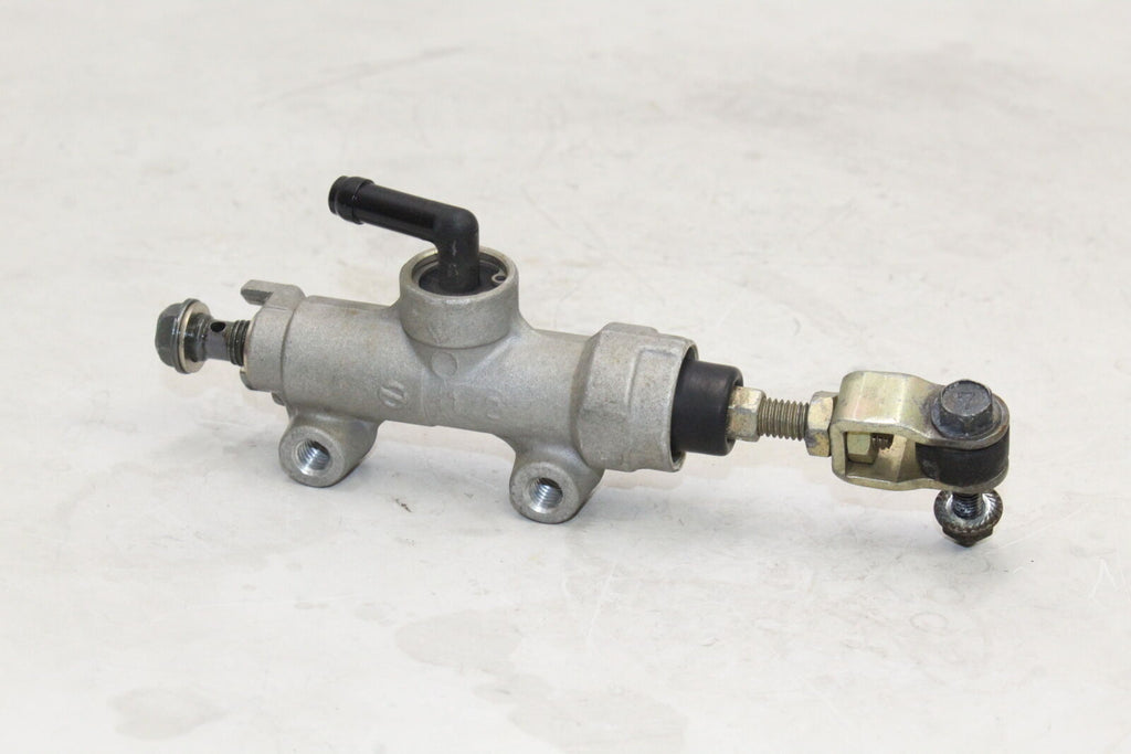 2013-17 Kawasaki Ninja 300 Ex300 Abs Rear Brake Master Cylinder 43015-0621 Oem