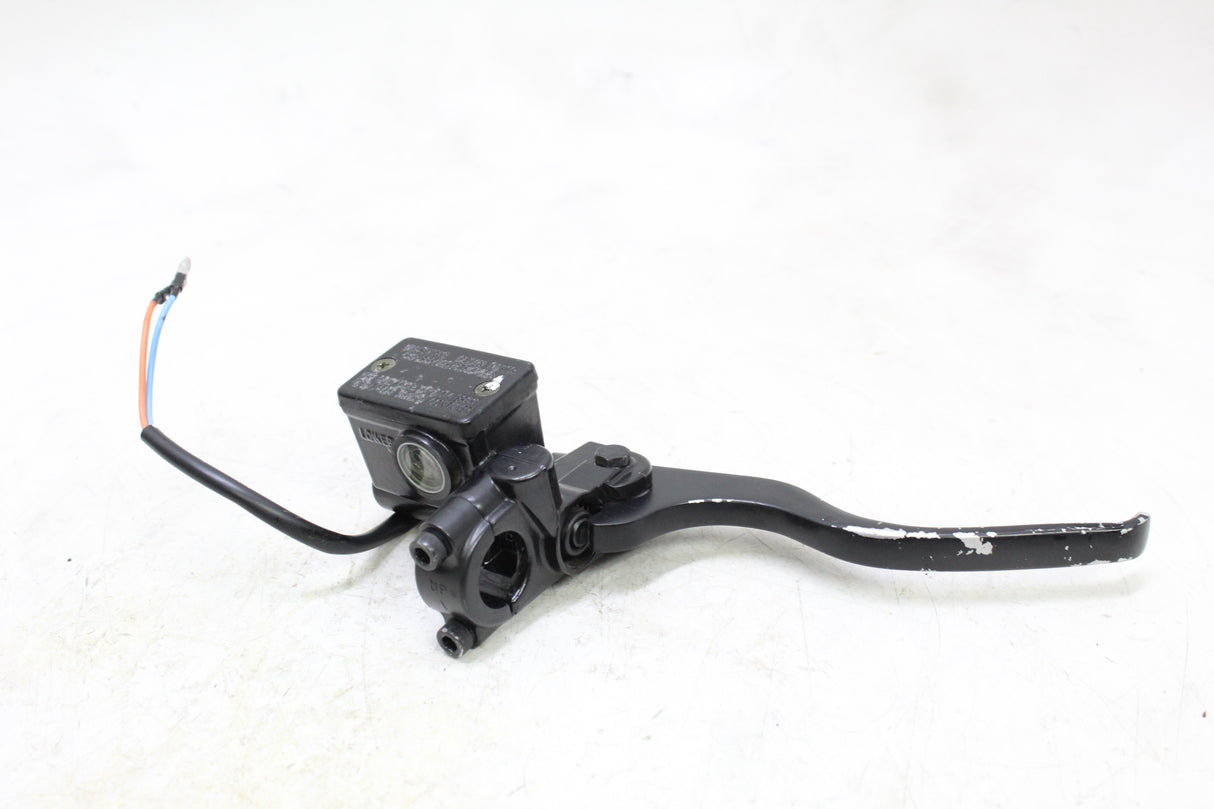 2017 Genuine Scooter Co. Buddy 125 OEM FRONT BRAKE MASTER CYLINDER W/ LEVER