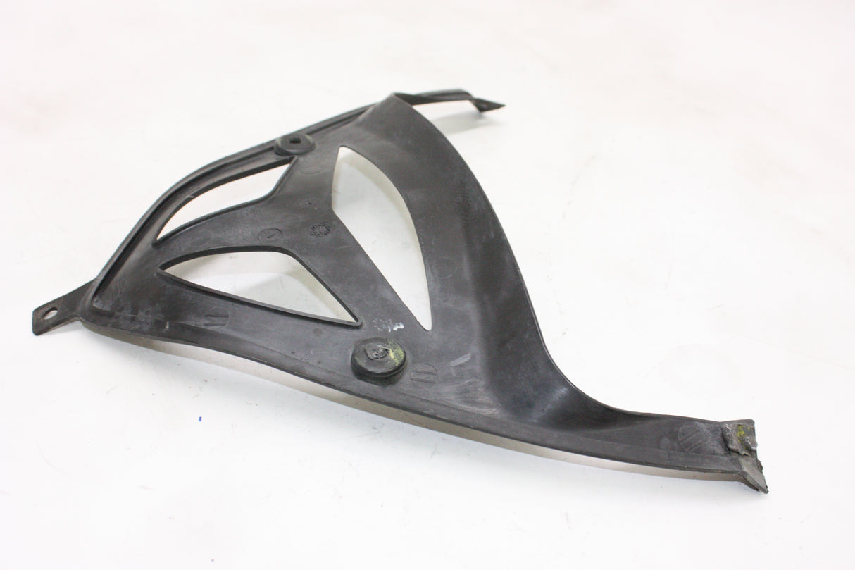 2004 Triumph Daytona 600 OEM FRONT LOWER INNER EXHAUST V FAIRING COWL GUARD