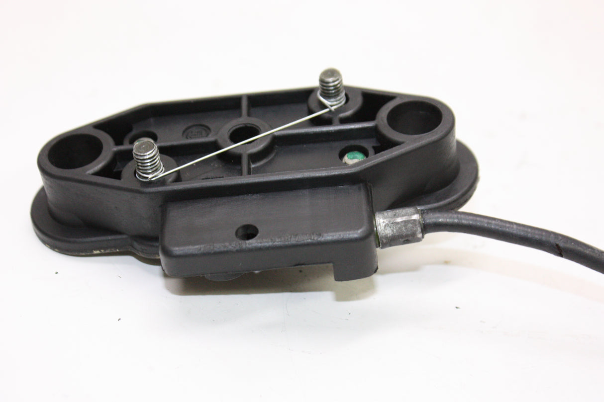 2005 Suzuki GSXR600 OEM FRONT DRIVER SEAT LATCH LOCK ASSEMBLY