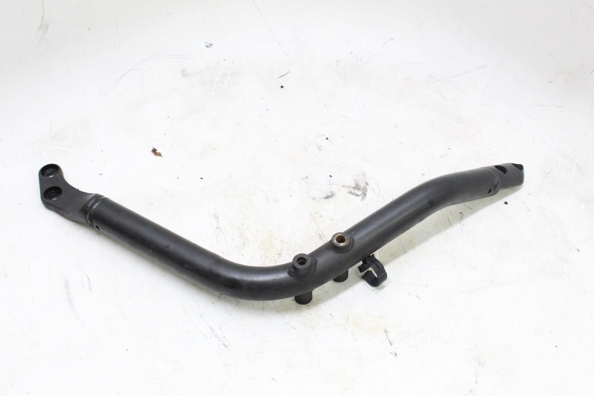 2003 YAMAHA FZ1 FZS1000 FAZER OEM FRONT ENGINE MOUNT BRACKET FRAME SUPPORT