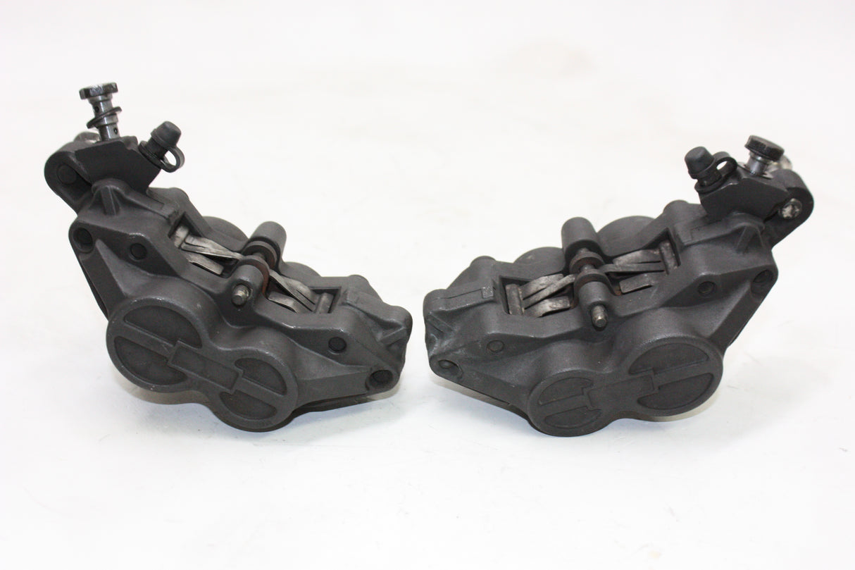 2004 Triumph Daytona 600 OEM RIGHT LEFT FRONT BRAKE CALIPER SET PAIR CALIPERS