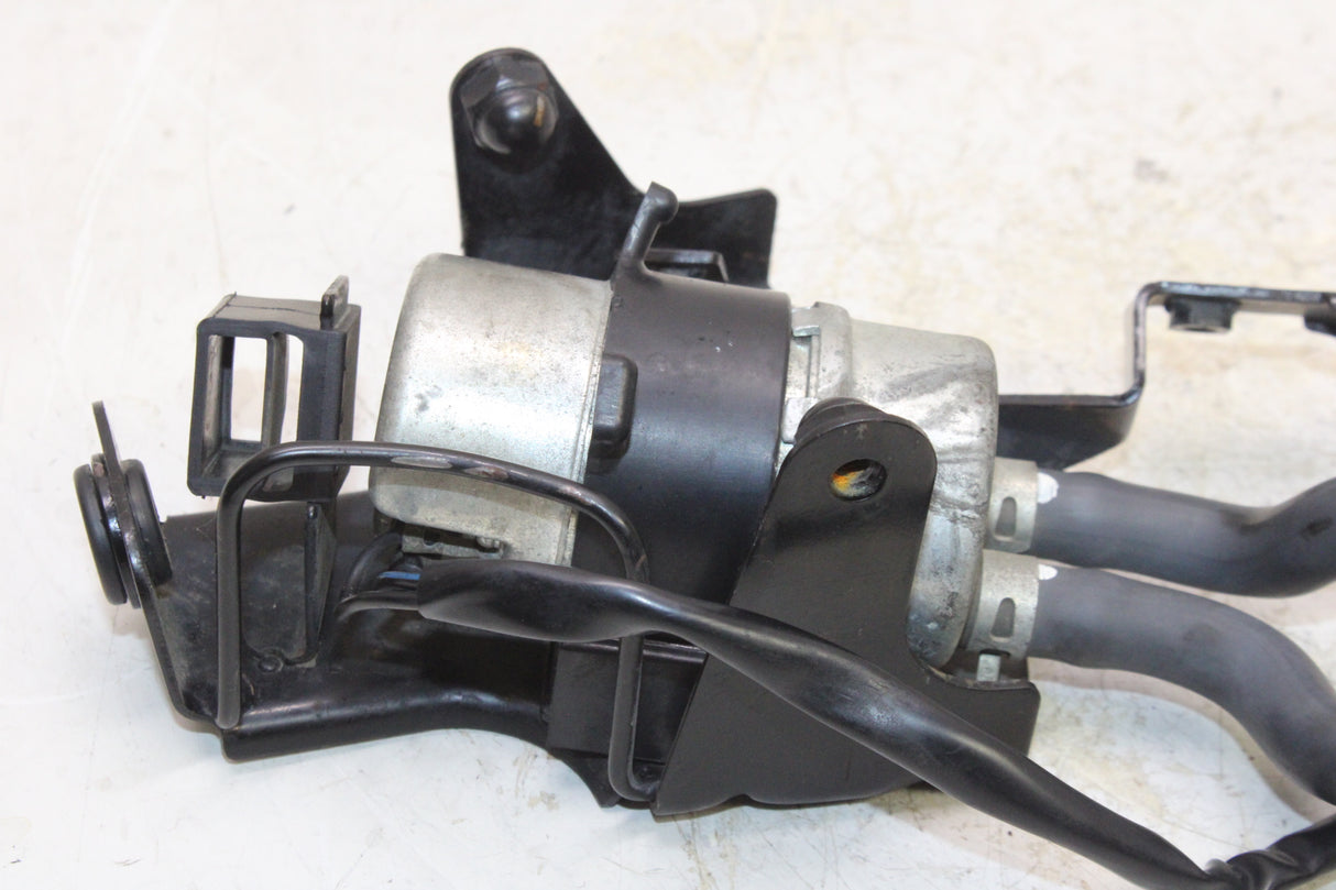 2007 Yamaha V Star 650 OEM FUEL PUMP GAS PETROL SENDER UNIT