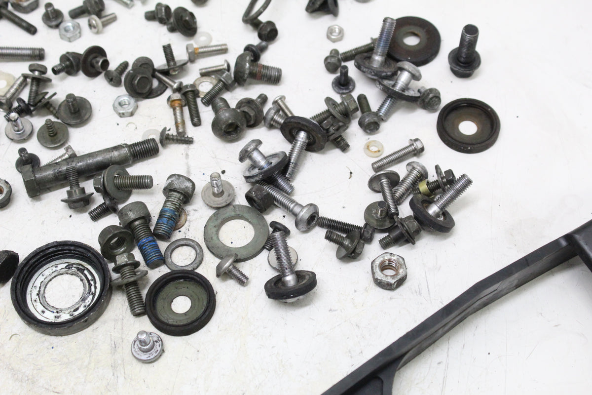 2003 YAMAHA FZ1 FZS1000 FAZER MISC HARDWARE BOLTS NUTS PARTS LOT SET