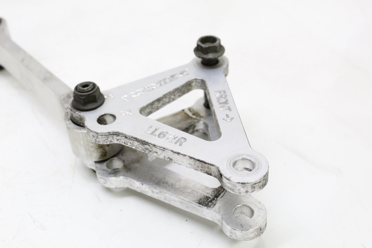 2007 Yamaha YZF R6S OEM REAR DOGBONE SHOCK LINKAGE LINK