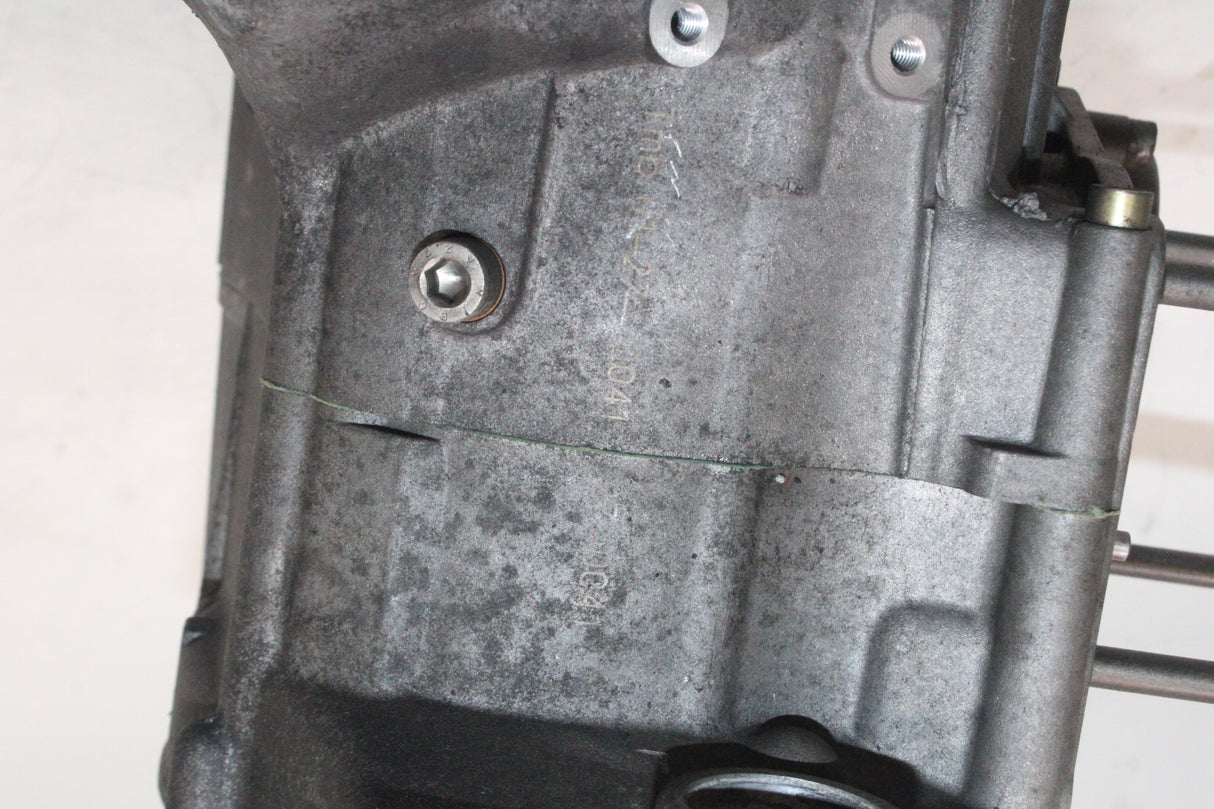 2002 Aprilia Scarabeo 150 OEM ENGINE MOTOR CRANKCASE CRANK CASES BLOCK