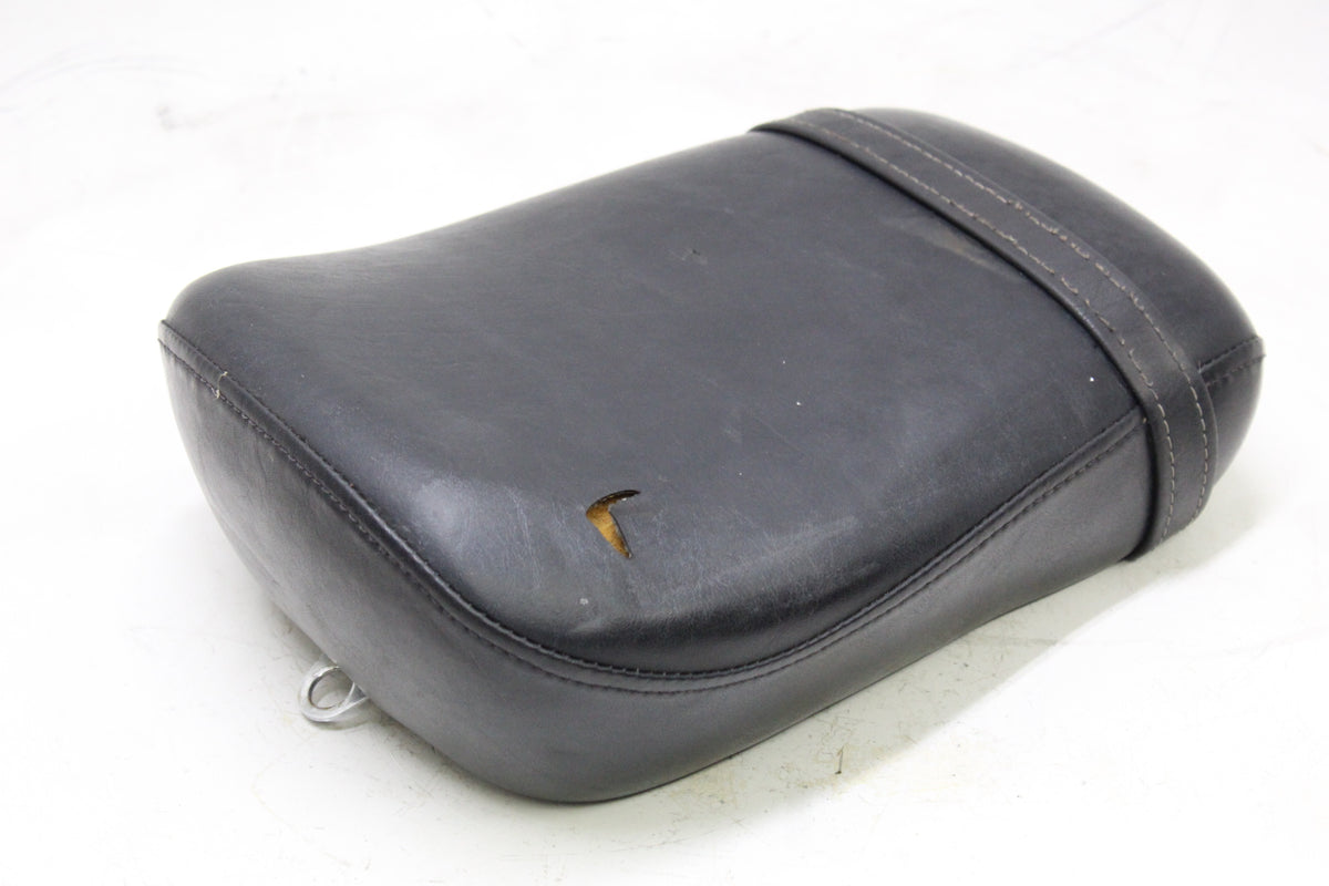 2007 YAMAHA XVS650 V STAR 650 OEM REAR PASSENGER SEAT TANDEM