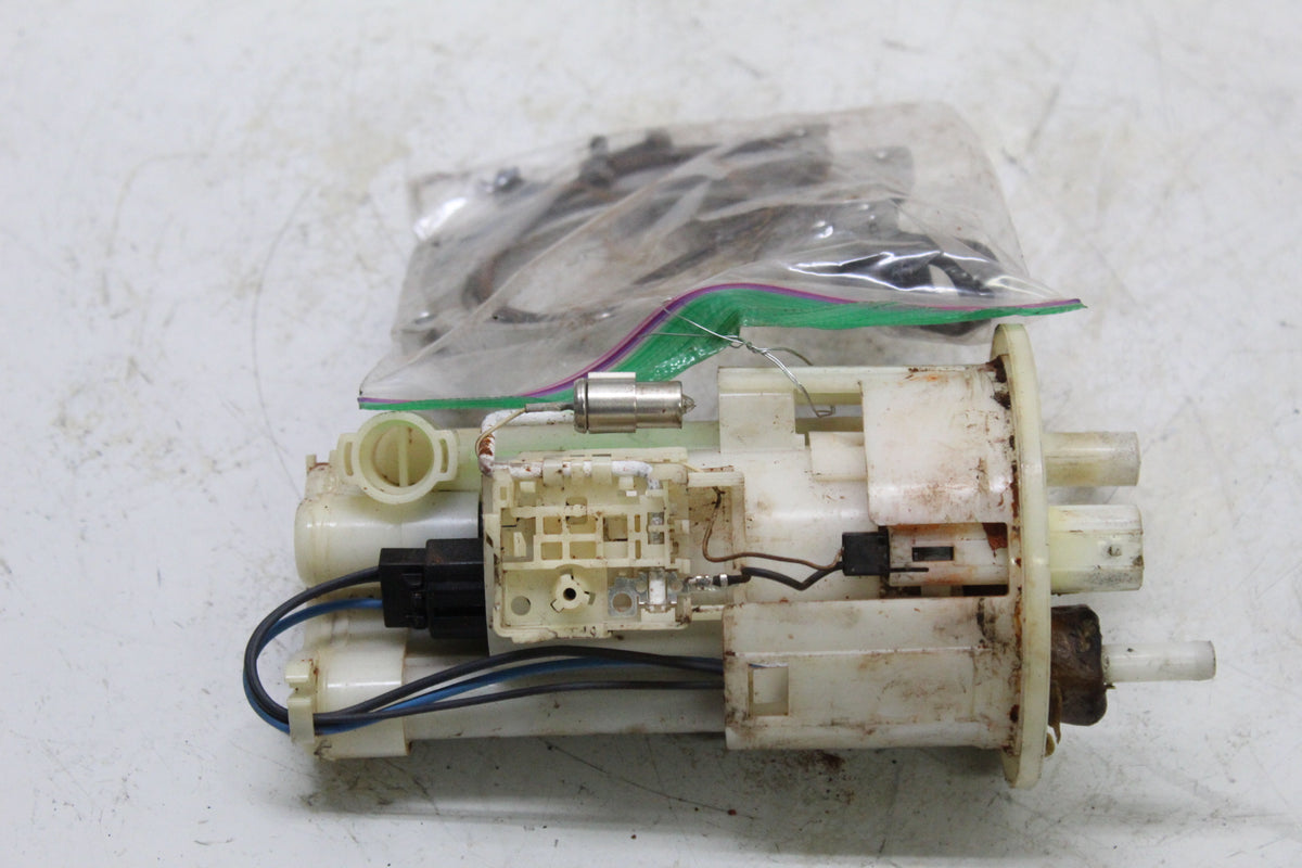 2009 Yamaha YZF-R6S OEM Fuel Pump Assembly With Mounting Ring And Hardware