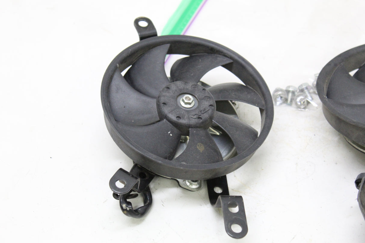 2004 Yamaha YZF R1 04-06 OEM ENGINE RADIATOR COOLING FAN SET